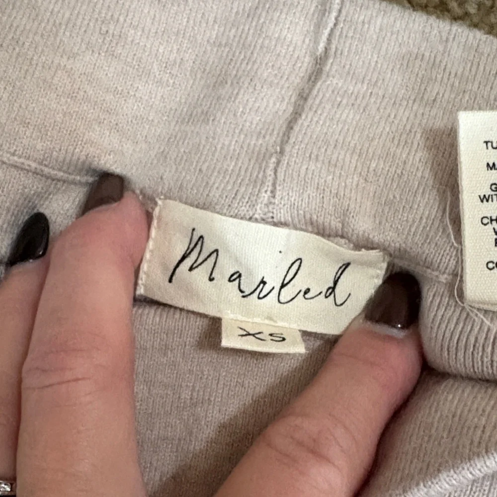 Women's V-Neck Sweater and pants set  in Tan - Picture 4 of 10